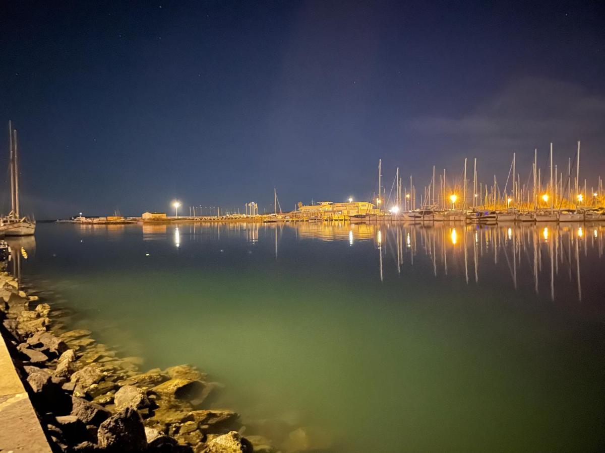 Studio Face A La Mer 4 Couchages - Gratuits Piscine Tennis Et Un Parking Prive Rare Et Tres Utile - Vue Magnifique Sur La Mer - Agreable En Toutes Saisons Ile Des Pecheurs - La Brigantine - Emplacement Et Vue Rares Au Cap D'Agde Exterior foto